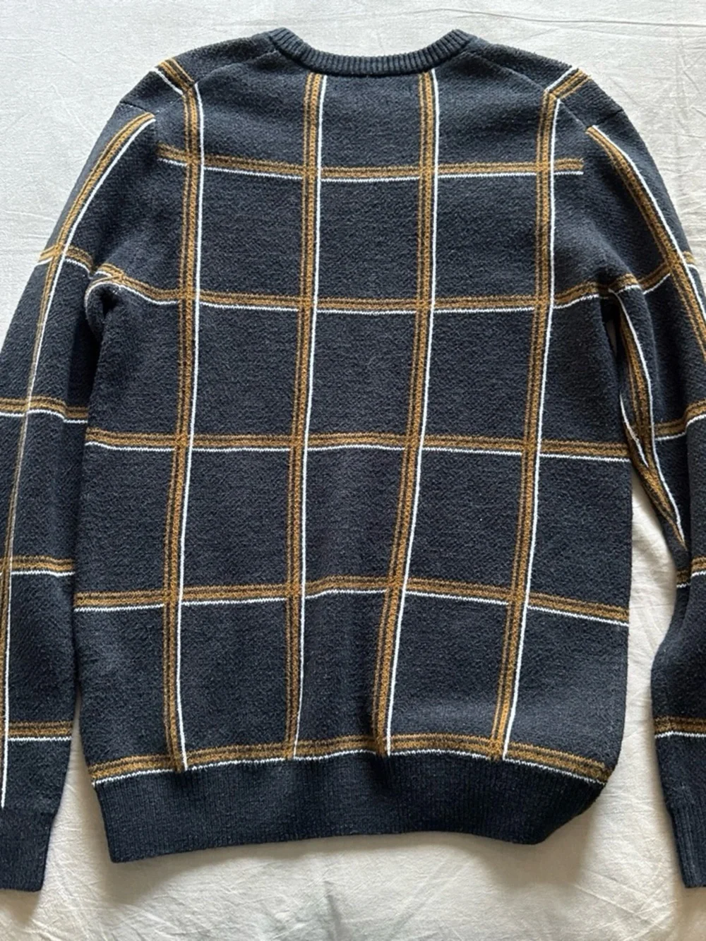 Source Unknown Men's Black Crewneck Sweater with Tan and White Windowpane